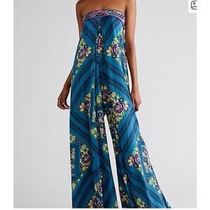 Free People Serendipity Wide Leg Floral Jumpsuit Size Small